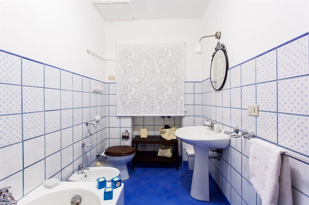 Belmoro - La Dimora Del Capo Bed & Breakfast Palermo Ngoại thất bức ảnh