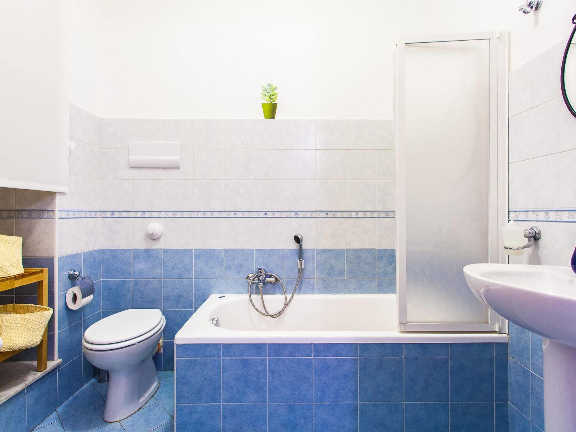 Belmoro - La Dimora Del Capo Bed & Breakfast Palermo Ngoại thất bức ảnh